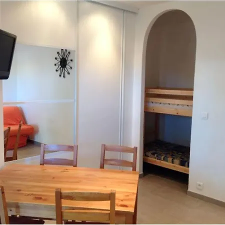 Surequipe Les Pieds Dans L'eau *